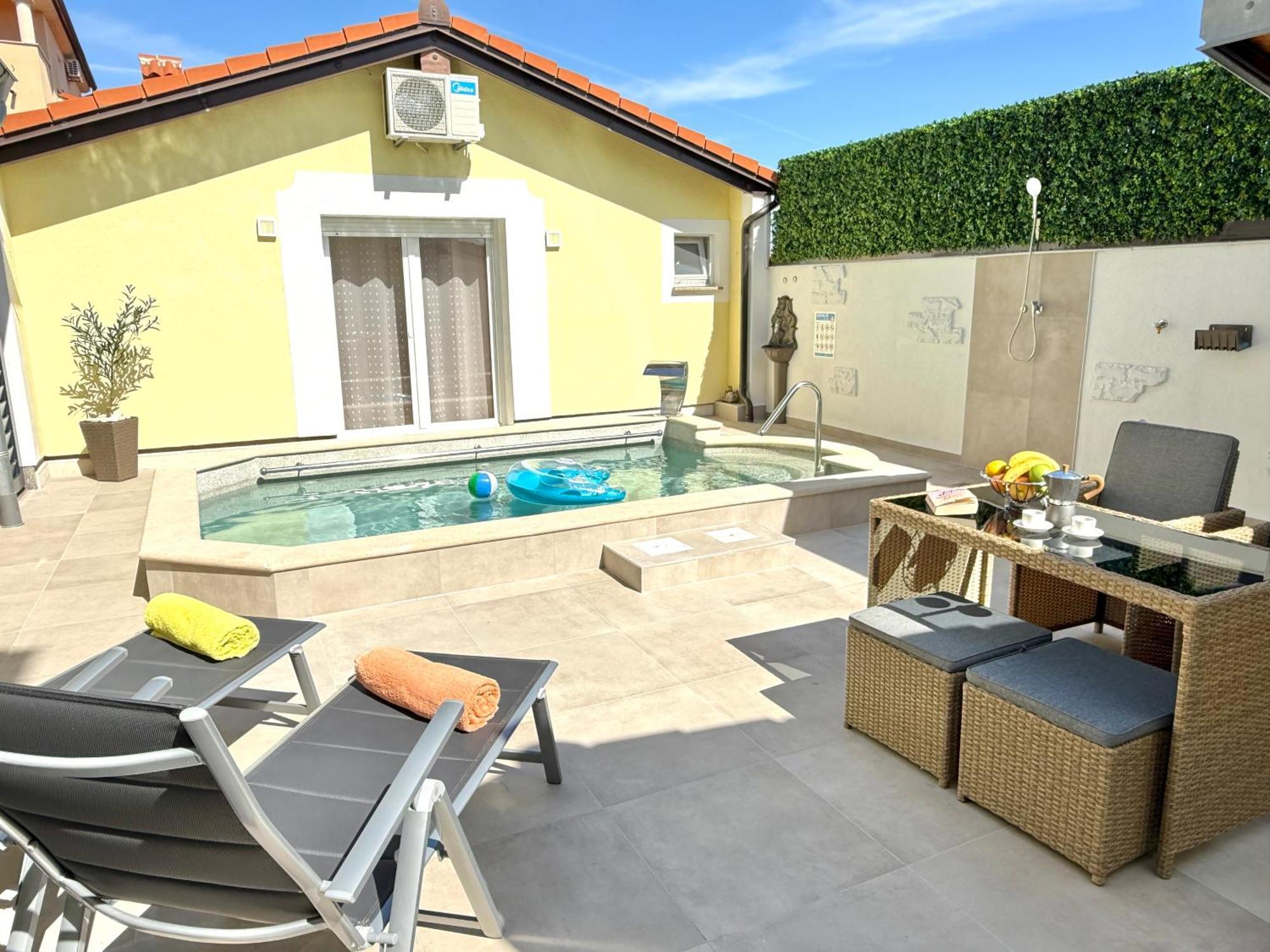 Poolside Studio Fazana Exterior photo